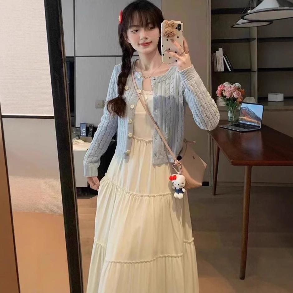 Cream white moonlight summer new seaside vacation temperament waist medium and long skirt gentle suspender dress