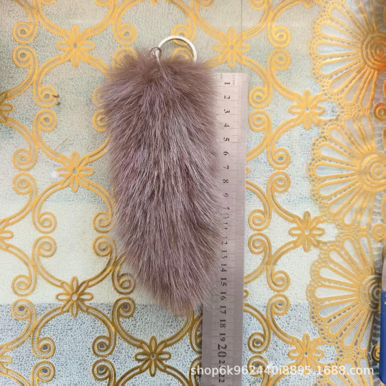 Versatile Faux Fox Fur Tail Keychain: Plush Bag Charm & Cute Pendant темные хаки