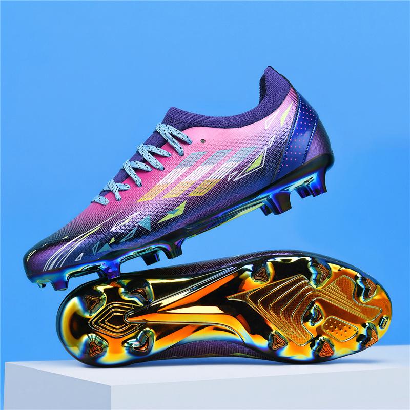 Colorful Electroplated Bottom Couple Teen Student Game Training TPU Seamless Low-top Football Shoes