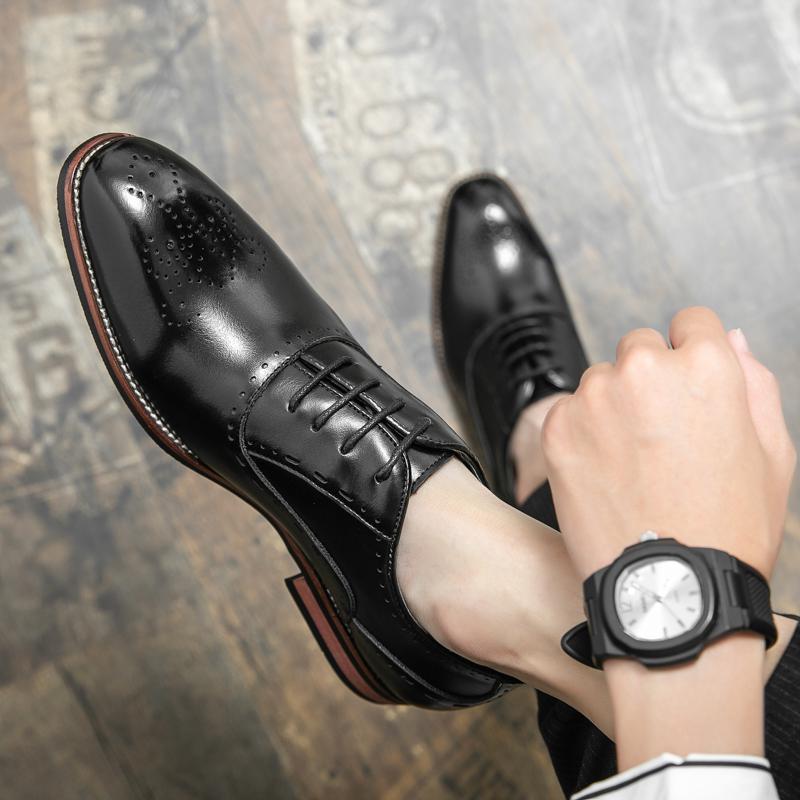 Men's Retro British Leather Shoes Men's Business Dress Casual Youth Breathable Pointed Shoes Groom Wedding Gift Shoes