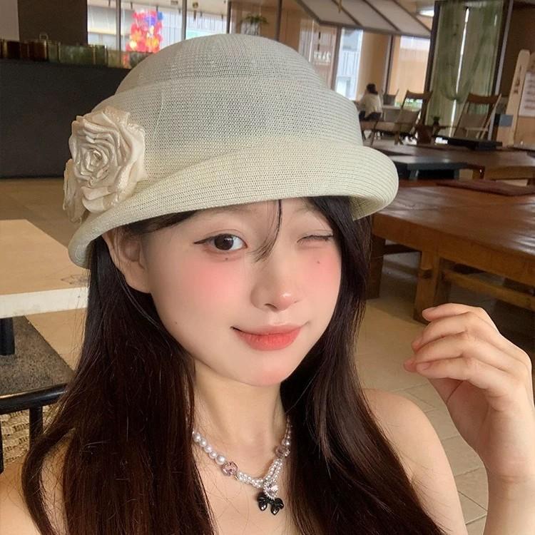 Hepburn Style Camellia Fisherman Top Hat Female Spring And Summer Elegant Japanese Linen Beret Showing Face Small French Pot Hat Thin