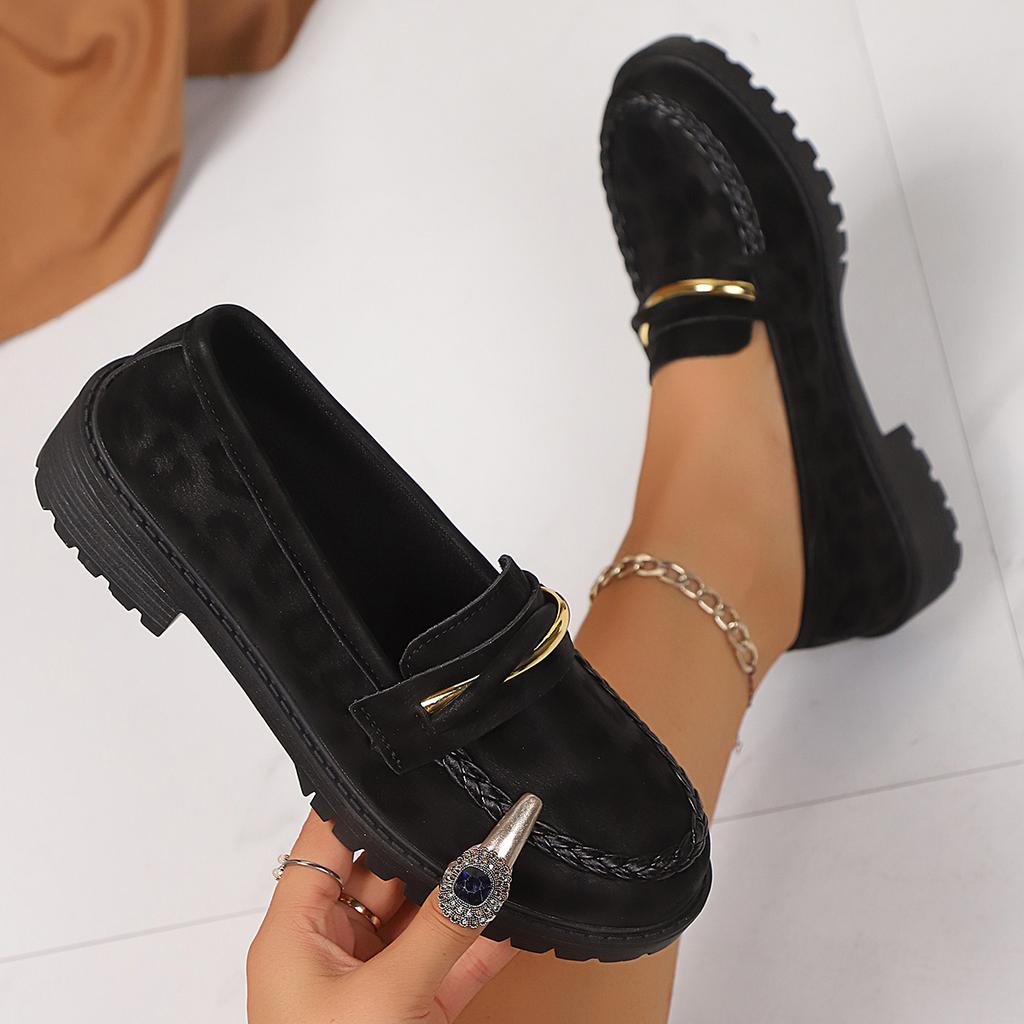 Fashion Women's British Style Thick-soled Low-heeled Shoes 2025 Spring and Autumn New Leopard Print Decorative Round-headed Loafers.
