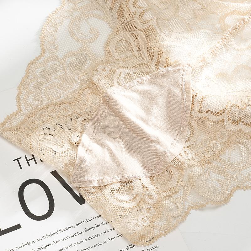 Ladies Spring and Summer Sexy Lace Bow Naked Feeling Pure Cotton Crotch Low Waist Triangle Briefs