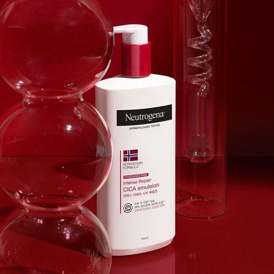 

Neutrogena Intense Repair Cica Emulsion 450ml