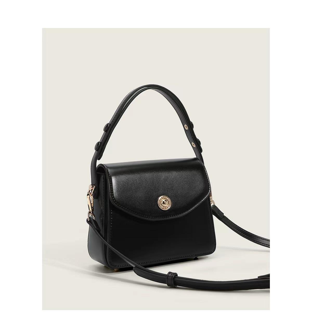 

Fashion Women s Bags Shoulder Bags PU Leather Academy Style Version Leisure Versatile Small Square Bags Commuter Crossbody Bags