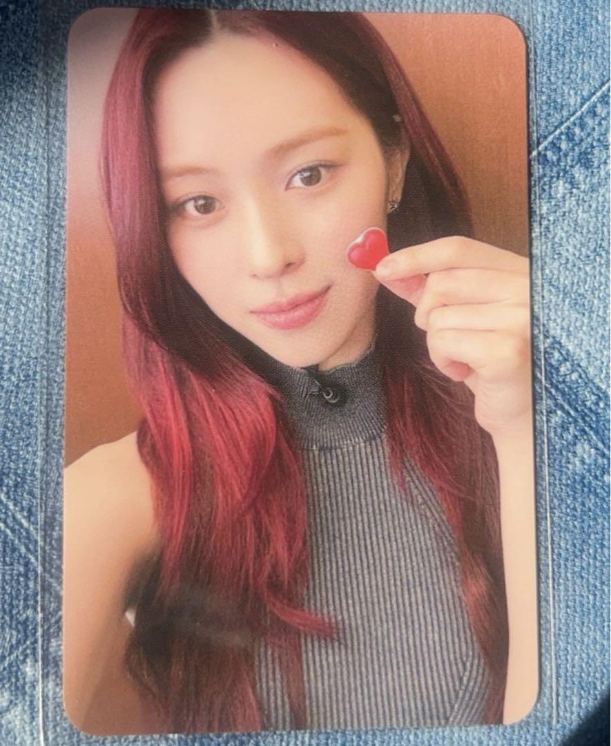 

[USED] itzy Ryujin GWBG makestar Lakidro Bonus Trading Card A