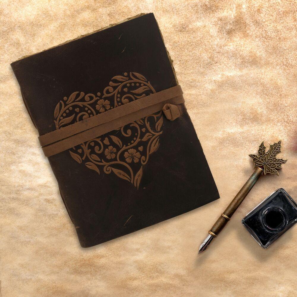 Vintage kožený deník kniha Shadow Grimoire Starožitné Deckle Paper Heart