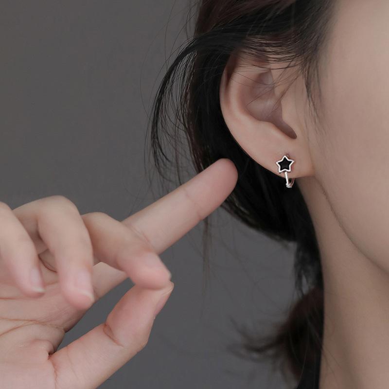 New Retro Fashion Geometric Earrings for Women: Heart, Drip Glaze, Square, Star Hoops & Clips.