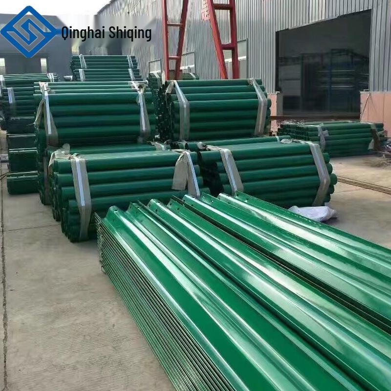 Highway Three-Wave Corrugated Anti-collision Steel Guardrail, Hot-Dip Galvanized for Rural Roads