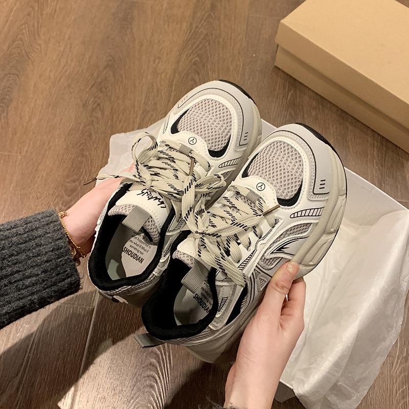 

Красные серебристые туфли женские весна 2025 новые на толстой подошве универсальные повседневные дышащие легкие спортивные туфли на толстой подошве 40