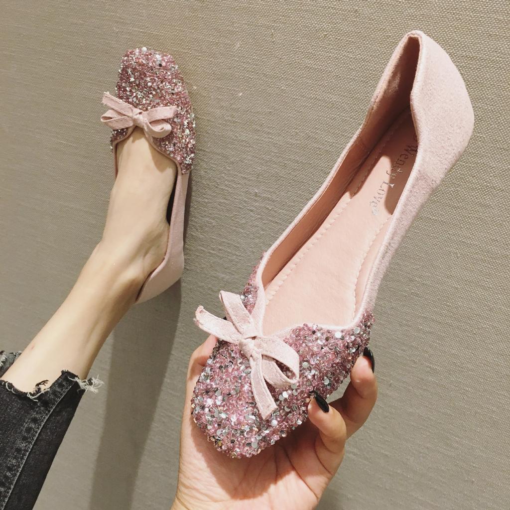 Fashion Women's wedding shoes new Korean version red sequins flat four seasons single shoes square head large women's shoes