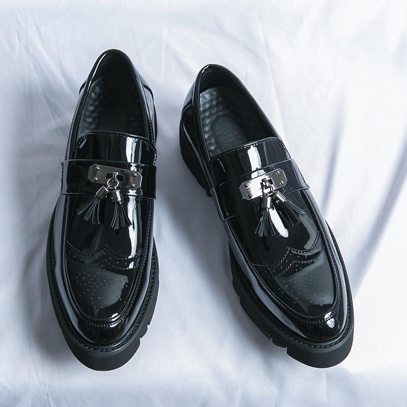 Korean Version of Spring Platform-soled Glossy Fringed Loafers Men's Fashion Small Leather Shoes