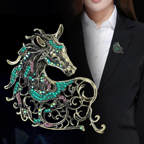 1/4Pcs Retro Style Brooch Sparkling Rhinestones Inlaid Horse Head Design Pin Clothes Hats Bags Badge Horse Year Zodiac Accessories