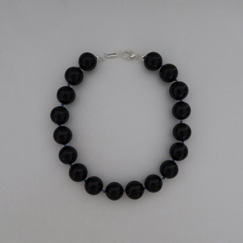 MIDNIGHT MOMENT Bold Onyx Necklace
