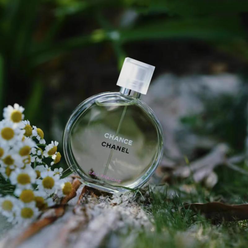 CHANEL Eau Fraîche Eau De Toilette Spray