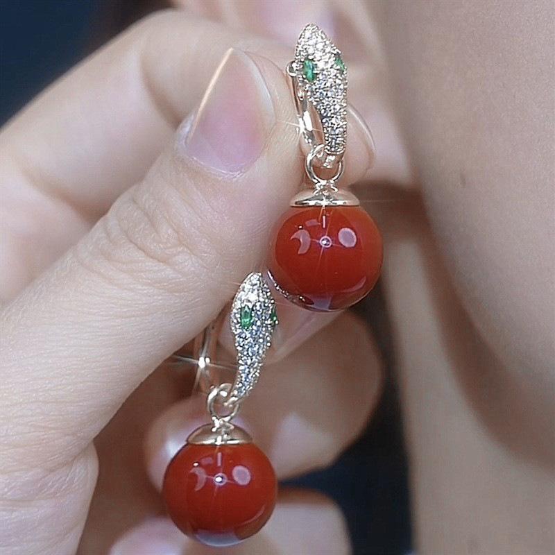 Retro Cold and Trendy Green-eyed Snake Ear Buckle Design Sense Small Mini S925 Sterling Silver Needle Zircon Snake Earrings