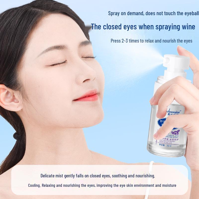 Clarins Gentle Eye Care Spray with Lutein & Salicylic Acid for Eye Fatigue & Dryness Relief