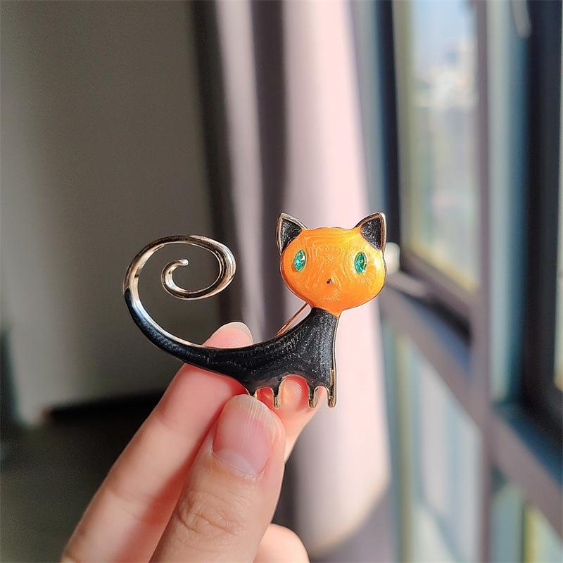 

Новая милая блестящая брошь в виде кошки со стразами в стиле ретро с изображением животного-кошечки, мужская и женская одежда, аксессуары, ювелирные изделия, подарки