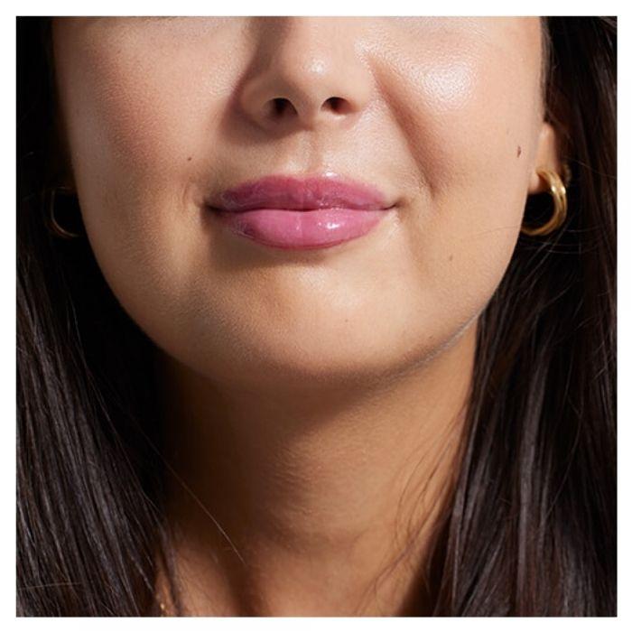 Getönter Lippenbalsam - GOSH - 006 Berry - LSF 15 - Vegan - Optimale Feuchtigkeitspflege