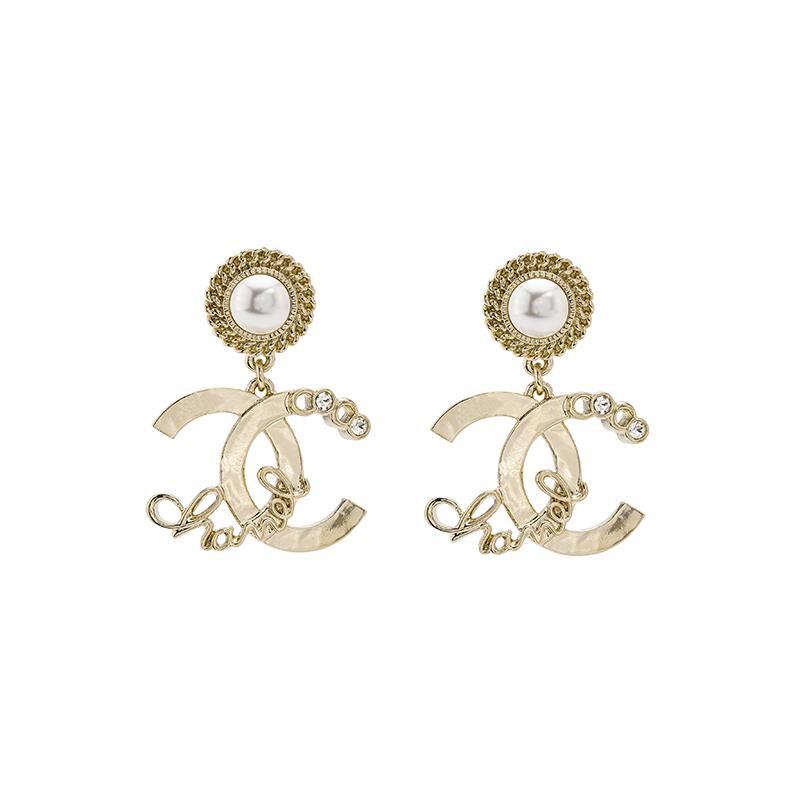 

CHANEL [22 spring and summer new products] metal, glass and rhinestone pendant double C pearl earrings gold золотий