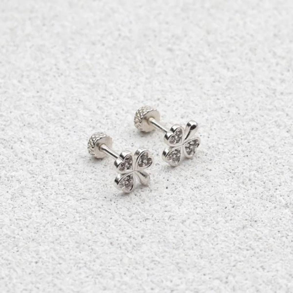 Women's Daily Accessory Sari Three-Leaf Clover Piercing