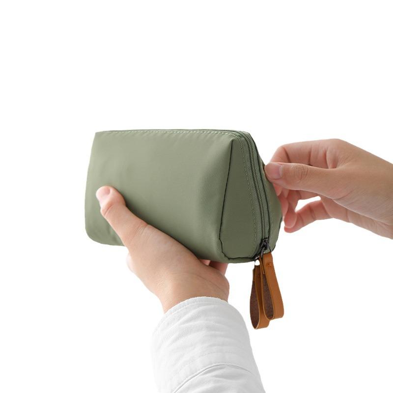 Korean Style Portable Mini Makeup Bag & Coin Purse - Women's Travel Cosmetic Storage