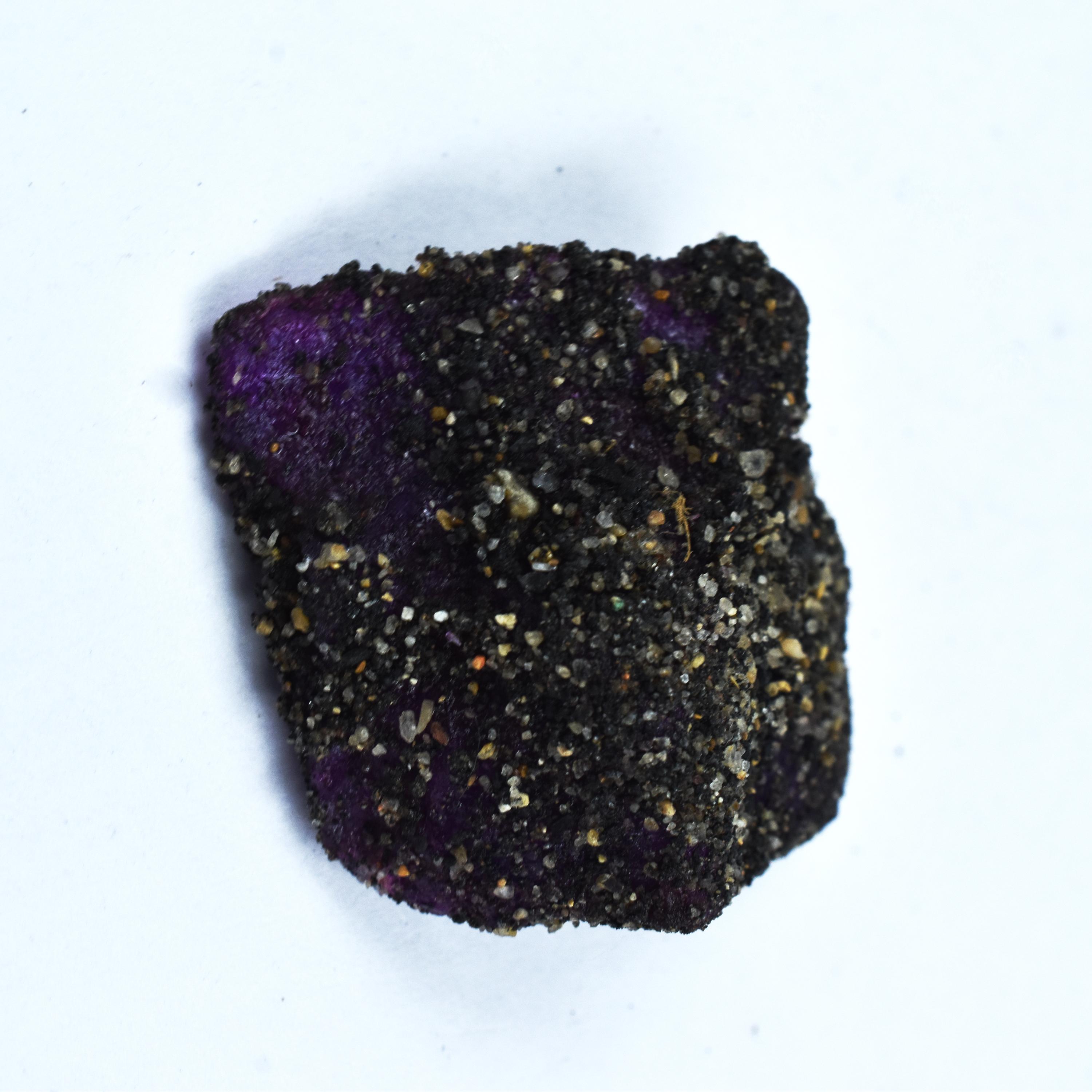 

Natural Purple Sapphire Earth Mined 187 Ct Uncut Rough CERTIFIED Loose Gemstone AR-2258 54.8 mm approx фіолетовий