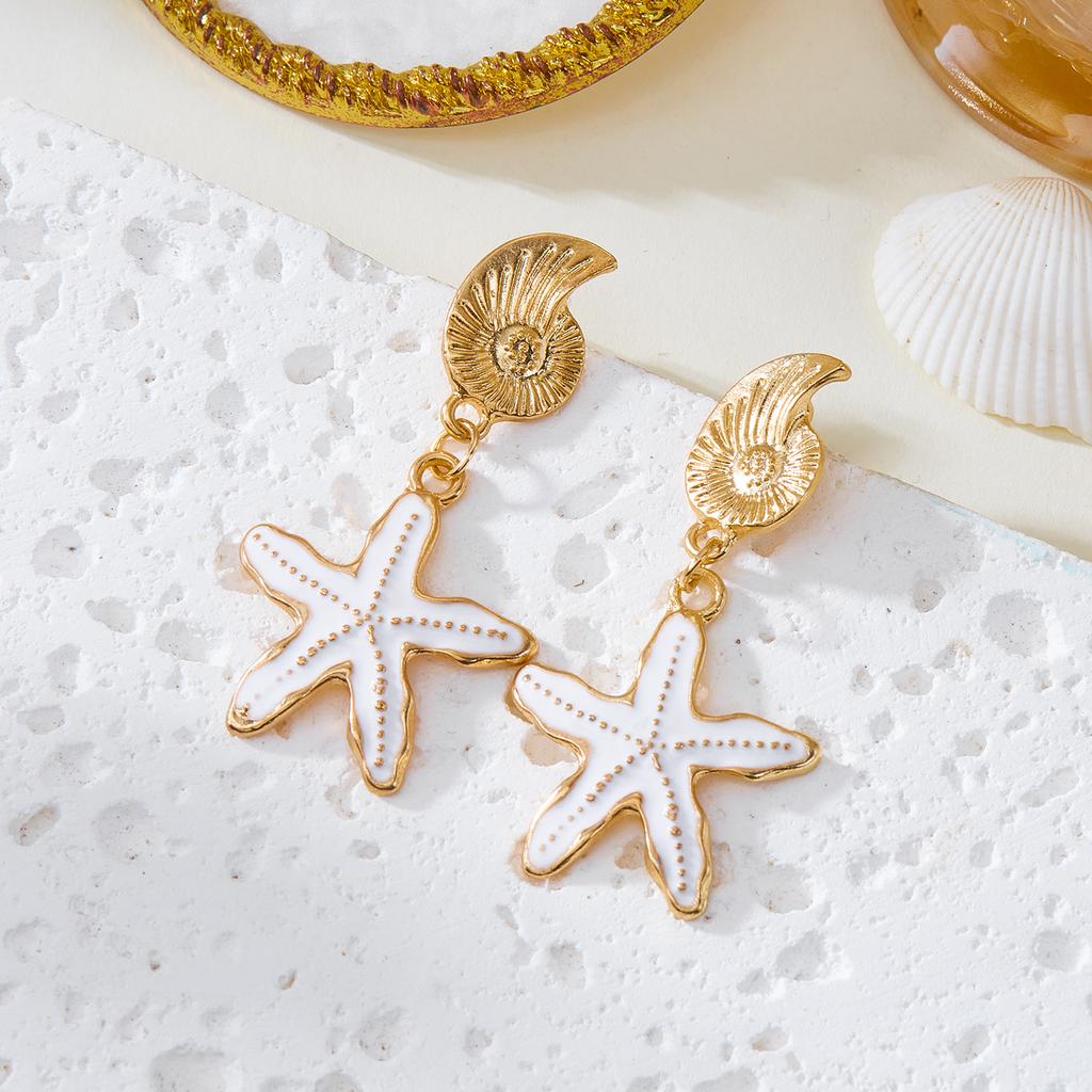 Ocean Style Conch Starfish Earrings Stud for Women Summer Beach Dangle Metal Enamel Earring Girls Party Summer Jewelry Gift