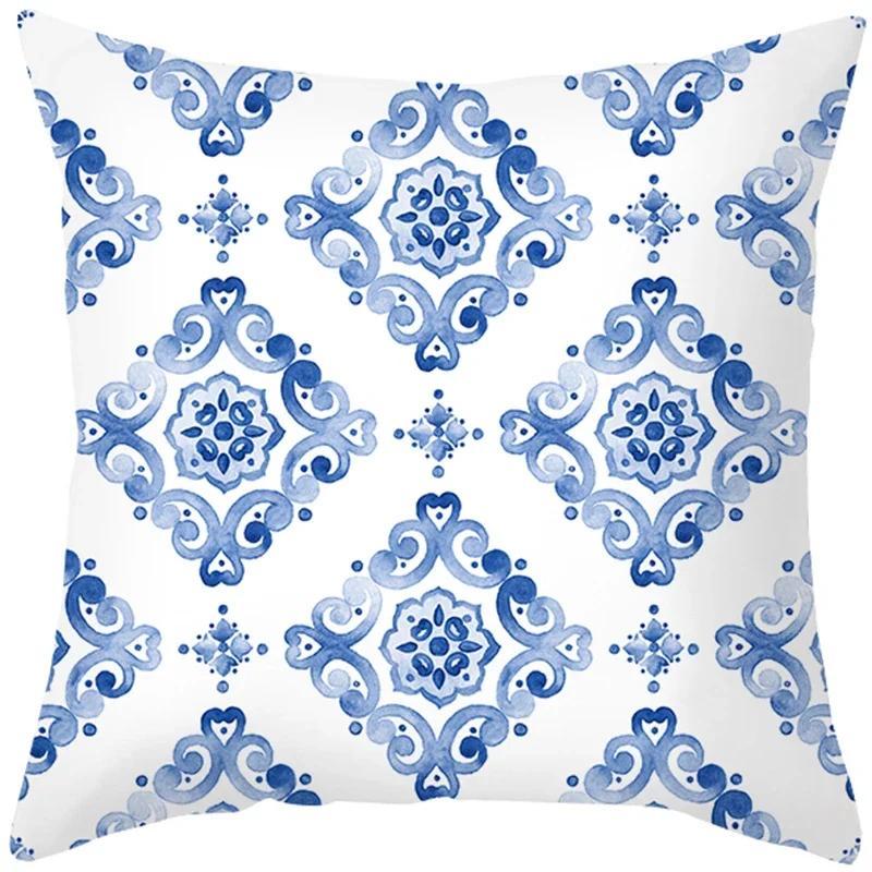 Home Decor Blue and White Floral Pattern Pillow Covers Pattern Cushion Cover Suitable for Sofa Bedroom Car Pillow Cover