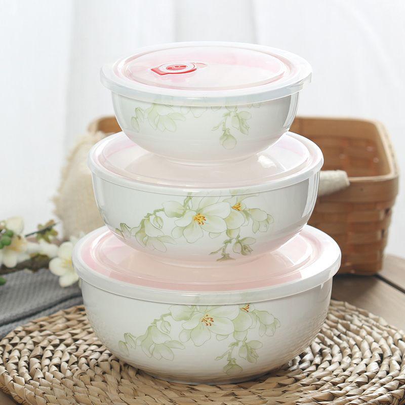 7-Inch Japanese Bone China Ramen Bowl with Lid