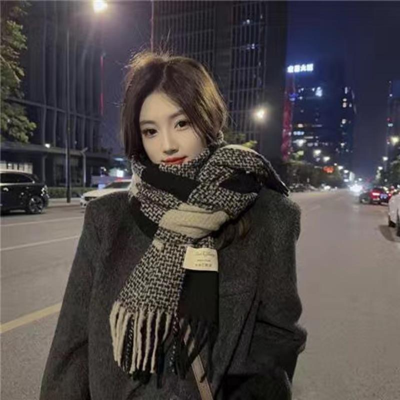 Damen Winter Verdickter Seniorensinn Karierter Schal Neue Weibliche England Retro Koreanische Version Des Warmen Schals