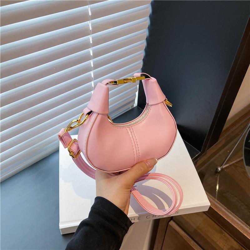 Niche Design Mini Dumpling Bag Women's 2025 Spring New Trendy and Versatile High-end Shoulder Messenger Bag