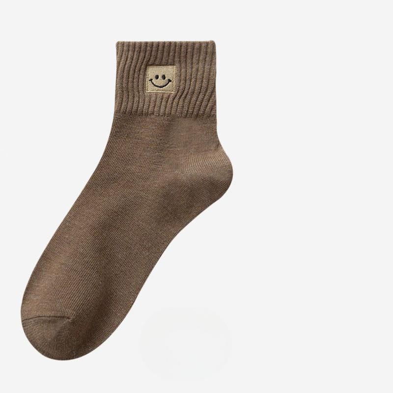 Female Spring and Summer Simple Embroidery Smiling Face All Build In The Tube Cotton Socks