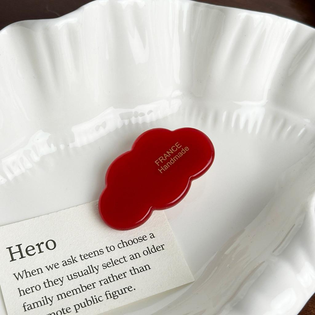 Fashionable And Stylish Acetate Cloud Hair Tie With Gold Accent And Elegant Hair Clip