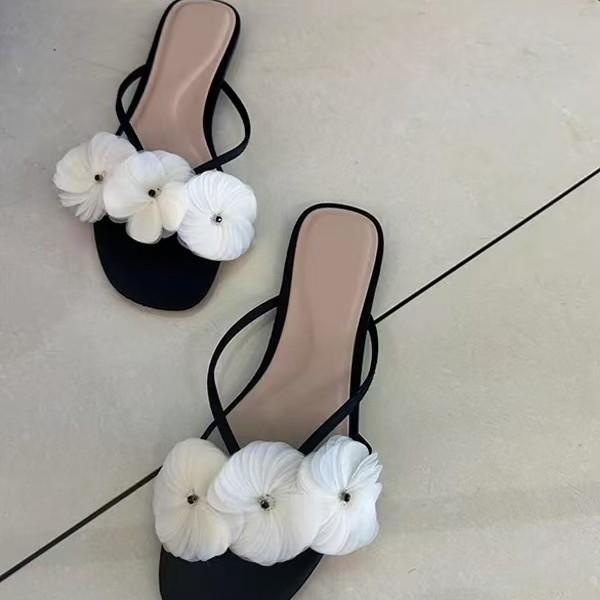 Fashion flower flat-bottomed cool slippers outside women's new vacation style empty-toed sandals
