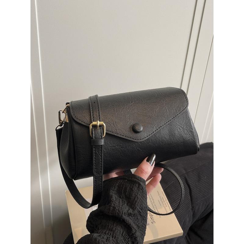 

new autumn and winter fashion simple messenger bag solid color versatile personality niche organ bag temperament shoulder women s bag чорний