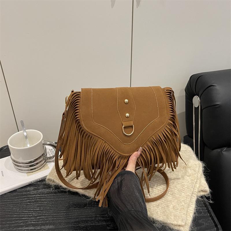 Saddle Shoulder Crossbody Bag Women Matte Finish Tassel Vintage Casual Fall Winter 2026 Handbag