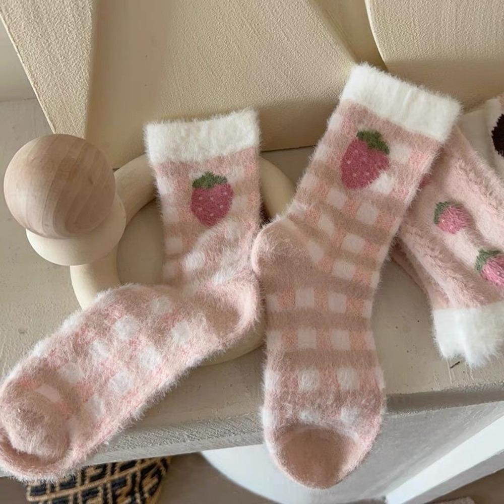 2 páry kawaii dívčích jahodových norkových vlněných ponožek na kotník, nové zimní plyšové ponožky, zůstaňte doma