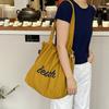 Tasche mit Buchstabendruck Bequeme Kordelzugtasche Große Kapazität Lässige Tasche Weich Zum Ausgehen Kurze Ausflüge Reisen