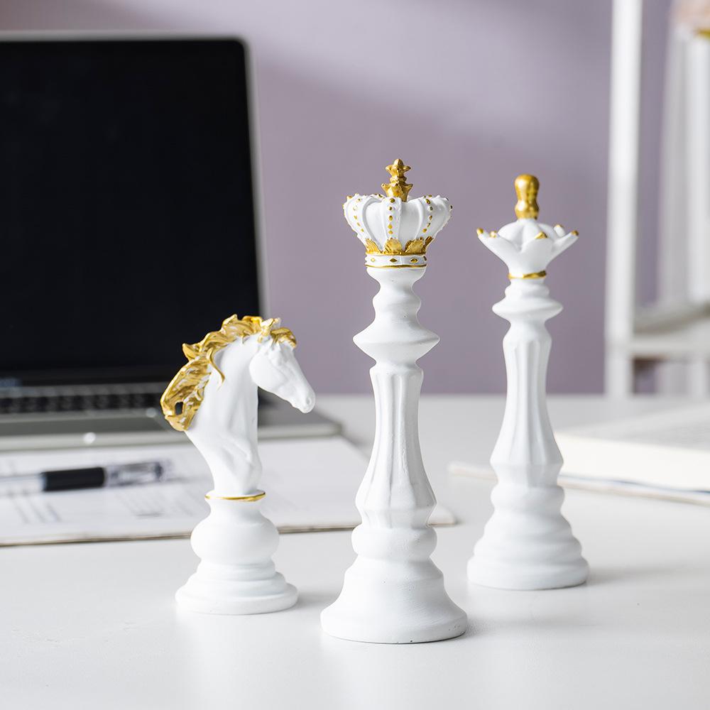 2026 Trending Chess Decor Set,King Queen Knight Chess Piece Decor Sculpture Ornament Collectible Figurine for Home House Office