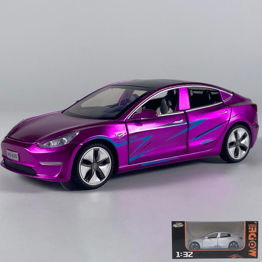 1:32 Model 3 Alloy Metal Diecast Model Car Sound And Light Pull Back Children Toy Car Collections Hobby Decoration Holiday Gifts