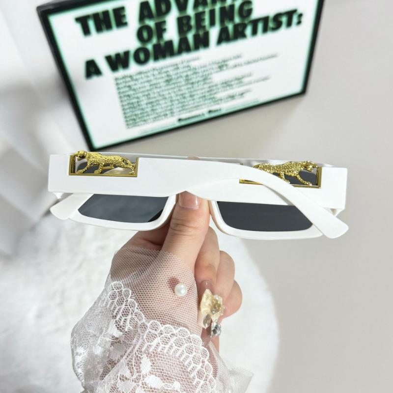 New Brand Designer Rectangular Small Frame Sunglasses For Women And Men Vintage Sun Glasses Popular Leopard Punk UV400 Glasses