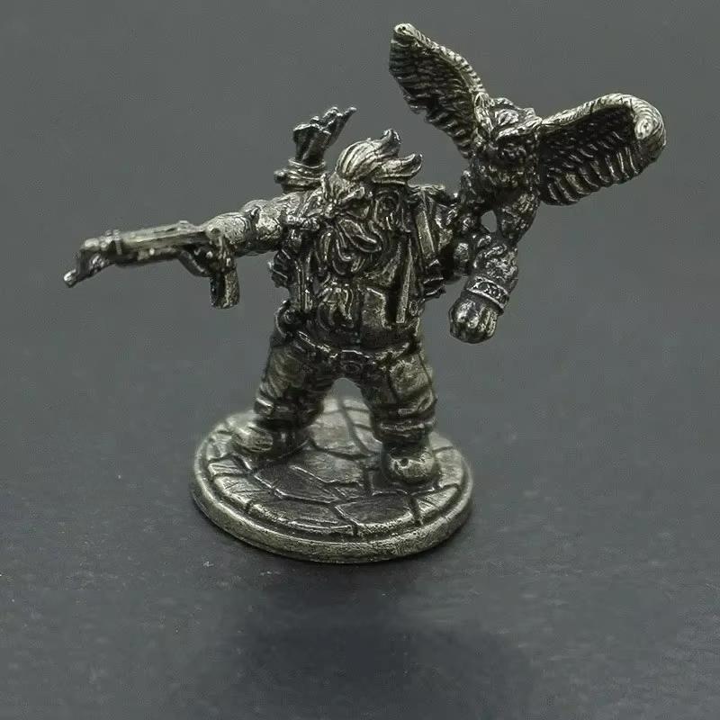 Vintage White Brass Miniature Dwarf Warrior Statue Desktop Board Game Warrior Model Toy Boys Desk Decorative Ornament Craft Gift