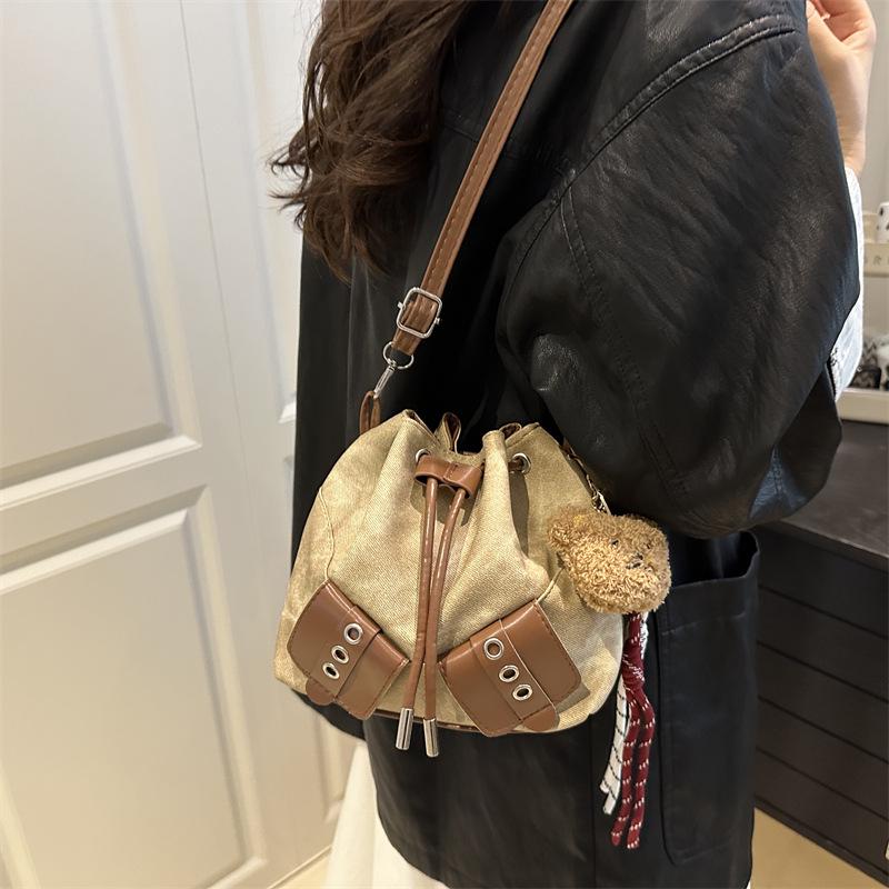 2025 Koreanische Mode Lässige Schultertasche mit großem Fassungsvermögen