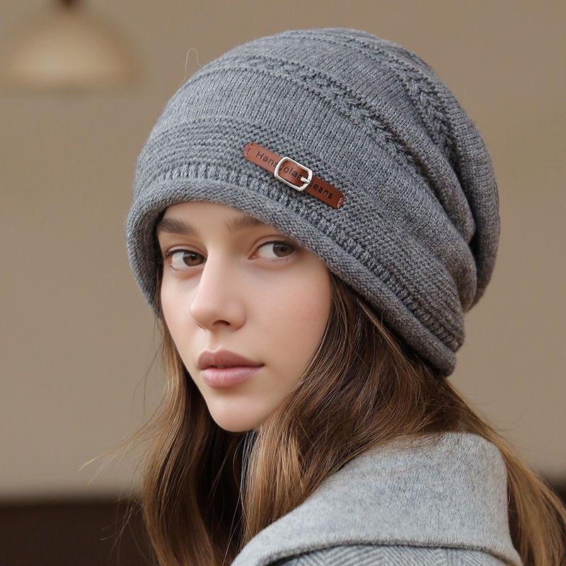 European & American Versatile Winter Knit Hat – Fashionable, Stylish, and Face-Slimming; Thick, Loose Woolen Hat for Women.