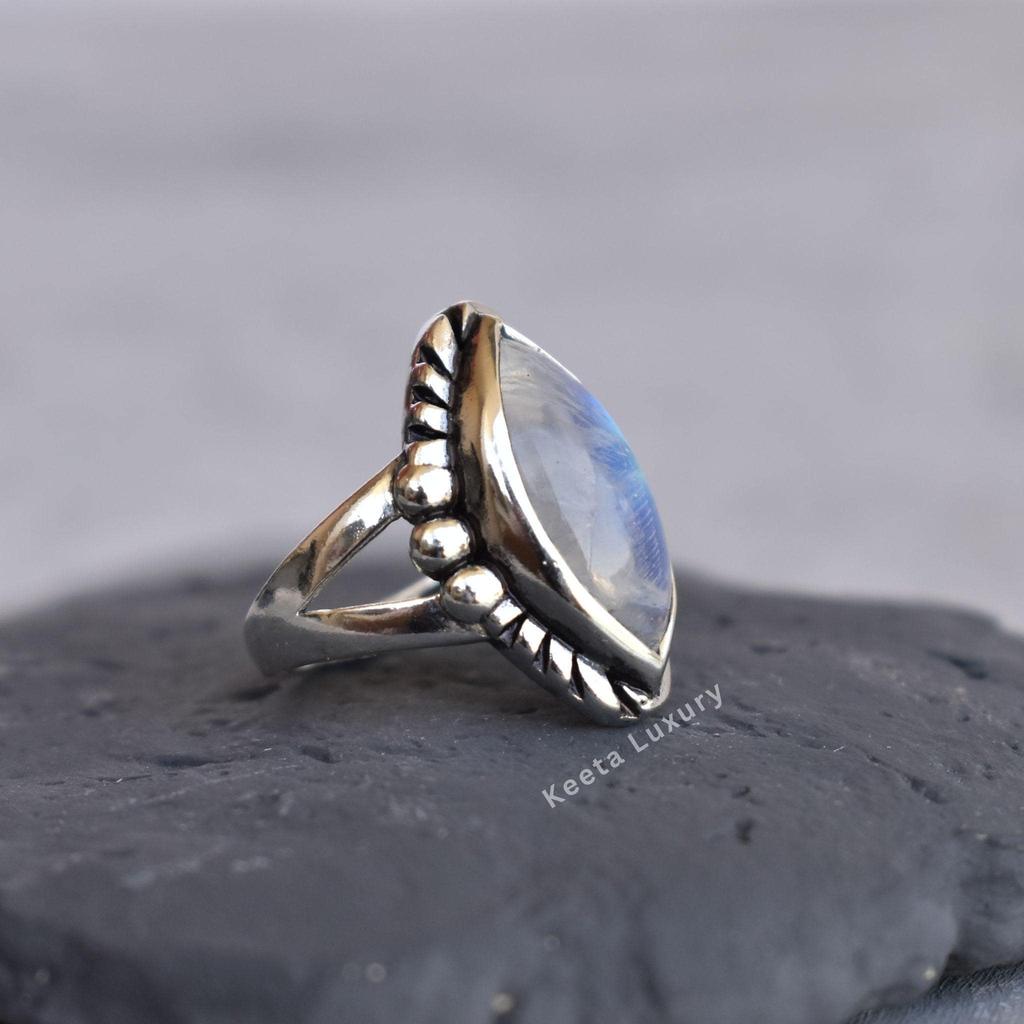 Natural Rainbow moonstone ring , Moonstone statement ring , Handmade sterling silver ring , one of a kind moonstone jewelry , Gift for her