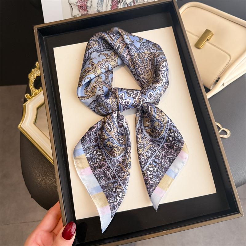 New Cashew Print Bandana Square Scarf Luxury Soft Satin Stylish Versatile Neck Scarf For Women Hairbands Headscarf 70x70CM