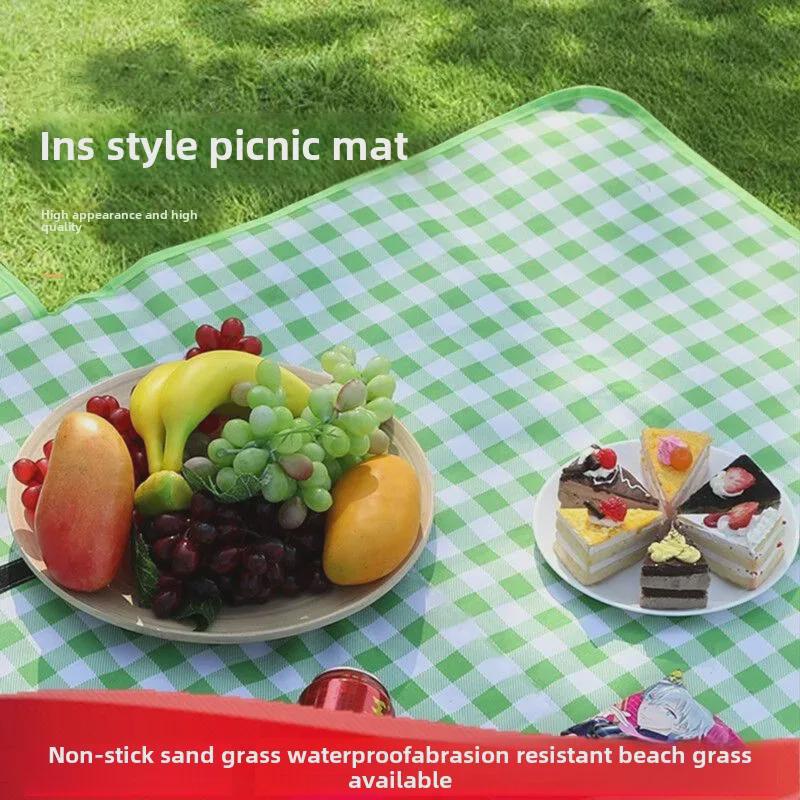 Förtjockad Vattentät Bärbar Picknick- & Campingmatta för Utomhusbruk