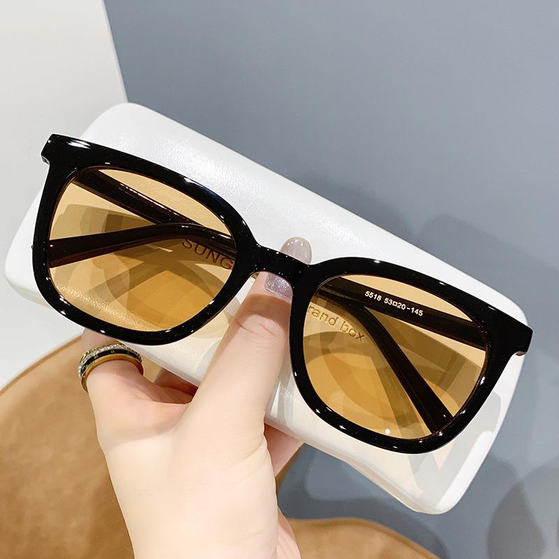 New Unisex Vintage Sunglasses Retro Rectangle UV400 Protection Fashion Eyewear Cat Eye Goggles for Women