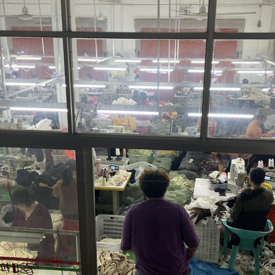 ITO Women's Plus Size Anti-Exposure Ribbed Ice Silk Safety Shorts - Summer Three-Quarter Length Protective Base Layer